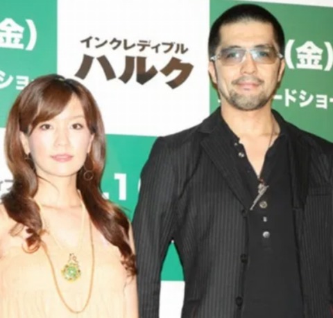 谷中敦の妻との関係を画像で読み解く、魅力と絆のストーリー