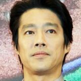 堤真一と結婚相手の写真に隠された秘密とは？知られざる真実