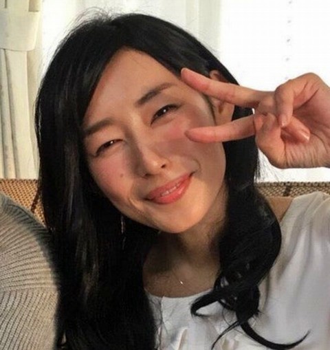 木村多江の旦那・鈴木文彦は何者？知れば印象が変わるエピソード