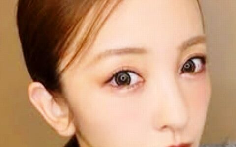 板野友美の整形前に注目！時代とともに変化した美の裏側を解説