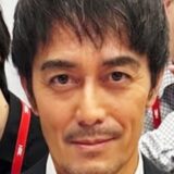 阿部寛と妻の写真が話題に！長年愛される俳優の人間的な魅力